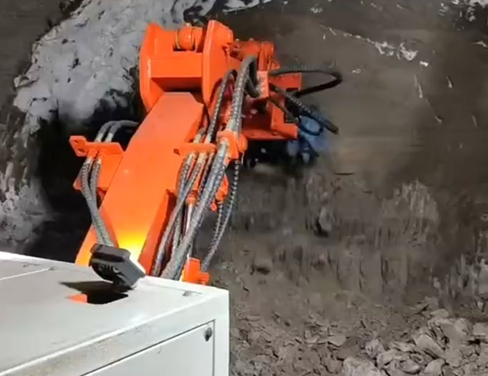 破挖錘扒渣機案例展示